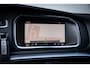 Volvo V40 1.5 T3 AUT R-Design Polar+ Org.NL I Panorama I Camera I Leder/Alcantara