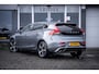 Volvo V40 1.5 T3 AUT R-Design Polar+ Org.NL I Panorama I Camera I Leder/Alcantara