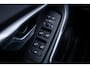 Volvo V40 1.5 T3 AUT R-Design Polar+ Org.NL I Panorama I Camera I Leder/Alcantara