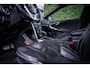 Volvo V40 1.5 T3 AUT R-Design Polar+ Org.NL I Panorama I Camera I Leder/Alcantara