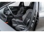 Volvo V60 2.0 T6 Plug-in hybrid AWD Plus Dark | Sportstoelen | Trekhaak | Harman Kardon Audio | 360 Camera | Stuur-/Stoelverwarming |