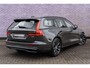 Volvo V60 2.0 T6 Plug-in hybrid AWD Plus Dark | Sportstoelen | Trekhaak | Harman Kardon Audio | 360 Camera | Stuur-/Stoelverwarming |