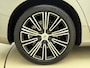 Volvo V60 T8 390pk AWD Inscription / Stoelverwarming / Lederen bekleding / Elektrische verstelbare stoel / Trekhaak /