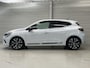 Renault Clio 1.0 TCe Intens / Eerste Eigenaar / Dealer Onderhouden / Navigatie / Camera / 17 Inch Velgen / Climate Control / Cruise Control / Keyless / LED Verlichting /