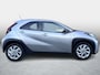 Toyota Aygo X 1.0 VVT-i MT first Apple carplay / Adaptive cruise control / Camera / Clima / Stoelverwarming / Volledig dealeronderhouden / Eerste eigenaar /