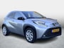 Toyota Aygo X 1.0 VVT-i MT first Apple carplay / Adaptive cruise control / Camera / Clima / Stoelverwarming / Volledig dealeronderhouden / Eerste eigenaar /