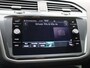 Volkswagen Tiguan Allspace 1.5 TSI Elegance 7p. | Automaat | Panoramadak | Trekhaak | Stoel/Stuur verwarming | Virtual cockpit | DAB | Navigatie | Camera | Apple carplay | Climate control | Parkeer sensoren | Schuifdak | LMV | LED |