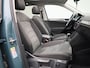 Volkswagen Tiguan Allspace 1.5 TSI Elegance 7p. | Automaat | Panoramadak | Trekhaak | Stoel/Stuur verwarming | Virtual cockpit | DAB | Navigatie | Camera | Apple carplay | Climate control | Parkeer sensoren | Schuifdak | LMV | LED |
