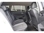 Volkswagen Golf Variant 1.5 eTSI Life Edition | Wegklapbare trekhaak | Navigatie | 360 graden | PDC