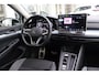 Volkswagen Golf Variant 1.5 eTSI Life Edition | Wegklapbare trekhaak | Navigatie | 360 graden | PDC