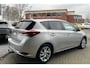 Toyota Auris 1.8 Hybrid Executive | Trekhaak | Stoelverwarming | Camera | Keyless |