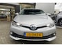 Toyota Auris 1.8 Hybrid Executive | Trekhaak | Stoelverwarming | Camera | Keyless |