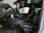 Peugeot e-2008 EV GT Pack 50 kWh 3 Fase 136pk | Schuif-/Kanteldak | Adaptive Cruise | Dodehoek-Detectie | Alcantara | Sfeerverlichting | Keyless-Entry | !!