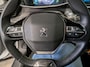 Peugeot e-2008 EV GT Pack 50 kWh 3 Fase 136pk | Schuif-/Kanteldak | Adaptive Cruise | Dodehoek-Detectie | Alcantara | Sfeerverlichting | Keyless-Entry | !!