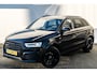 Audi Q3 2.0 TDi Quattro Automaat S-Line | Panoramadak | Trekhaak | 19 inch LMV | Bose | Camera