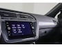 Volkswagen Tiguan 1.5 TSI ACT Highline 2x R-Line Panoramadak, Trekhaak, Volleder, Memory, LED, Virtual