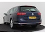 Volkswagen Passat Variant 1.8 TSI Highline | Camera | Leer/alcantara | Adap Cruise | Stoelverwarming