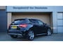 Mercedes-Benz GLA 180 122pk 2x AMG-Line Leder/Alcantara 18inch LM Keyless LED A-Camera *NL auto* 77686km!