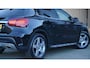 Mercedes-Benz GLA 180 122pk 2x AMG-Line Leder/Alcantara 18inch LM Keyless LED A-Camera *NL auto* 77686km!