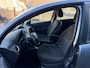 Citroën C3 1.4i Ambiance Inruilauto’s tegen vaste prijzen. Voor meer info: 0638140850 Bij de verkoop van gebruikte voertuigen door CD-Cars wordt geen standaard garantie verstrekt. De koper aanvaardt het voertuig in de staat waarin het zich bevindt op het moment van aankoop