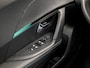 Peugeot 2008 1.2 PureTech Allure Pack (APPLE CARPLAY, 3D COCKPIT, CLIMATE, SPORTSTOELEN, LM VELGEN, GETINT GLAS, NIEUWE APK, NIEUWSTAAT)