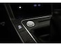 Volkswagen Taigo R-Line 1.0 TSI 110pk DSG Automaat Panoramadak, Black Style, Adaptive cruise control, Achteruitrijcamera, LED matrix koplampen, Navigatie
