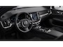 Volvo V60 2.0 T6 Plug-in hybrid AWD Essential | Driver Assist Pack | Climate Pack | Extra getint glas achter  | Charcoal hemelbekleding | Park Assist achter en voor |19" 5-triplespaaks Glossy Black Diamond Cut