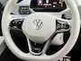 Volkswagen ID.3 First Plus 58 kWh | Matrix LED | Camera | 19" velgen | Stoel- en stuurverwarming |
