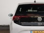 Volkswagen ID.3 First Plus 58 kWh | Matrix LED | Camera | 19" velgen | Stoel- en stuurverwarming |