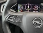Opel Grandland 1.6 Turbo 300pk Plug-In Hybrid 4x4 GSe | Sportstoelen | Alcantara bekleding | Stoelverwarming | Achteruitrijcamera | Parkeersensoren voor en achter | Navigatiesysteem | Metallic lak |