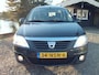Dacia Logan MCV 1.6-16V Lauréate 7 Persoons - Airco Tweede kerstdag open van 10:00- tot 15:00 uur