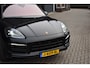 Porsche Cayenne Coupé 3.0 E-Hybrid 462pk SportDesign | Pano | Massage | 360 Camera | Stoelventilatie | Luchtvering | Bose | Orig. NL |
