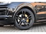 Porsche Cayenne Coupé 3.0 E-Hybrid 462pk SportDesign | Pano | Massage | 360 Camera | Stoelventilatie | Luchtvering | Bose | Orig. NL |