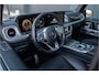 Mercedes-Benz G-klasse 500 AMG | ACC | 360 Cam | Burmester 4D | Massage & Ventilatie | Carbon | Lane & Side Assist | Trekhaak 3500kg | Dynamic Select | Garagedeuropener | Treeplanken | Sfeerverlichting | Dealer Onderhouden | Nightpakket | Mojavezilver Metallic | Stoel & Bankverwarming | V8 422PK | Alarm.