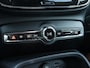 Volvo XC40 1.5 T4 Plug-in hybrid Plus Dark | Trekhaak wegklapbaar | Leder + memory | 1e eigenaar | Achteruitrijcamera |
