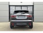 Jaguar E-Pace 1.5 P300e AWD R-Dynamic Black Cruise control adaptief met Stop&Go en stuurhulp | Panoramadak | Apple Carplay/Android Auto