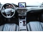 Ford Focus Wagon 1.5 EcoBoost Vignale | Adaptieve cruise | BLIS | Camera | Head-up | Winterpack |