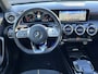 Mercedes-Benz A-klasse 200 Business Solution AMG! / Pano / Automaat / Sfeerverlichting / Stoelverw. / PDC V+A / 18'' LMV /