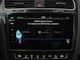 Volkswagen E-Golf e-Golf | Adaptive cruise control | Stoelverwarming | Volleder | Climate control | Active info | Camera | Carplay | Adaptive cruise control | Lane assist