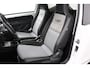 Volkswagen Up! 1.0 White! | Stoelverwarming | Airco | Navigatie uitneembaar |