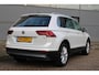 Volkswagen Tiguan 1.4 TSI ACT Highline | Navigatie | Trekhaak | Camera | Climate Control | Adapt. Cruise Control | PDC V+A | LMV 18 Inch