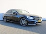 Mercedes-Benz C-klasse 180 Sport Edition | Stoelverwarming | AMG-styling | Camera | 18" LM | Elek. stoelverstelling | Dodehoek detectie | LED | Navi | PDC |