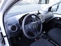 Volkswagen Up! 1.0 BMT move up! Automatische airco, achteruitrij camera, parkeersensoren, cruise controle, elektrische ramen, centrale vergrendeling, enz.