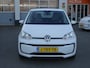 Volkswagen Up! 1.0 BMT move up! Automatische airco, achteruitrij camera, parkeersensoren, cruise controle, elektrische ramen, centrale vergrendeling, enz.