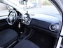 Volkswagen Up! 1.0 BMT move up! Automatische airco, achteruitrij camera, parkeersensoren, cruise controle, elektrische ramen, centrale vergrendeling, enz.