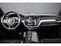 Volvo XC60 2.0 T5 250pk Automaat AWD R-Design LED | Panoramadak | Leder/Alcantara | Carplay | Trekhaak | Dealer Onderhouden!!