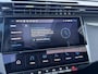 Peugeot e-308 GT Pack 54kWh EV 156pk | SCHUIF/KANTELDAK | STOELMASSAGE | ALCANTARA | STUUR+STOELVERW. | 360° CAMERA | ADAPTIVE CRUISE | NAVI | DAB+ | AGR-STOEL