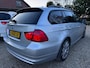 BMW 3-Serie Touring 318i High Executive AUTOMAAT Dealer OH! Nette Auto Laag Kilometers