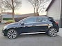 Renault Clio 1.0 TCe Intens BTW-Auto ! Navigatie-Apple-Carplay, Led, Parkeersensoren, Cruise-Control, Climate-Control, AUR Camera.