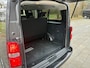 Toyota PROACE Shuttle 1.5 D-4D Navigator Long 9 PERSOONS/ PRIJS is inclusief BTW&BPM, Panoramadak, navigatiesysteem, trekhaak